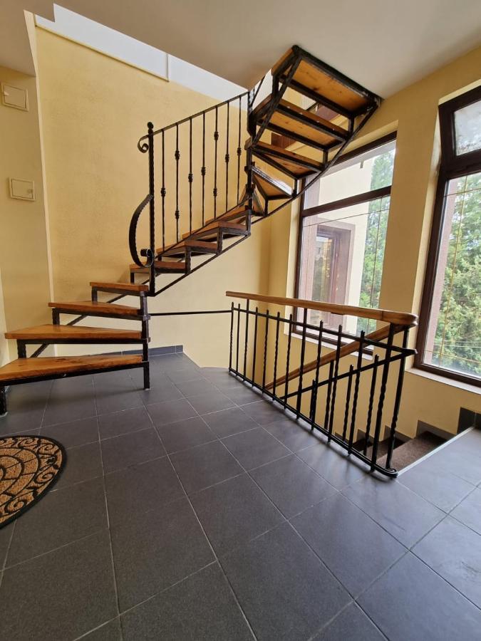 Apartament Casa Romana Ploeszti Zewnętrze zdjęcie
